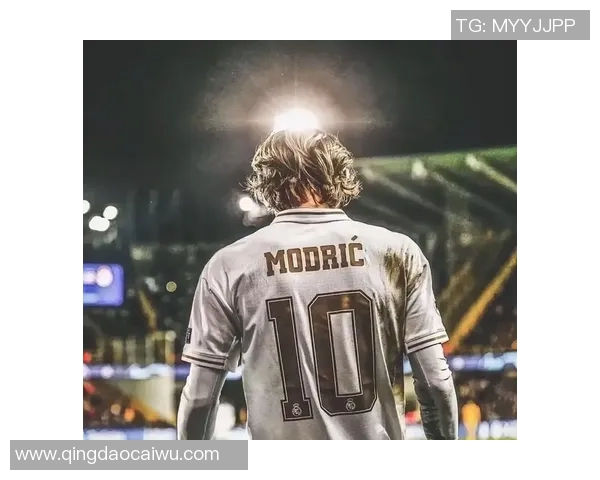 足球明星换头像照片引发女生热潮你也来试试吧